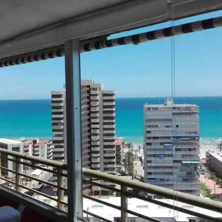 Leo Apartamento Familiar Alicante Exterior photo